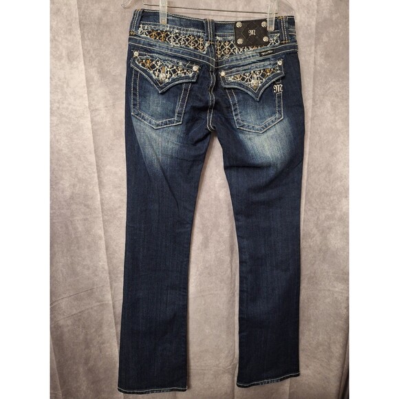 Miss Me Low Rise Bootcut Jeans Sz 30 Distressed Rhinestones Bling Embroidered - Picture 3 of 12